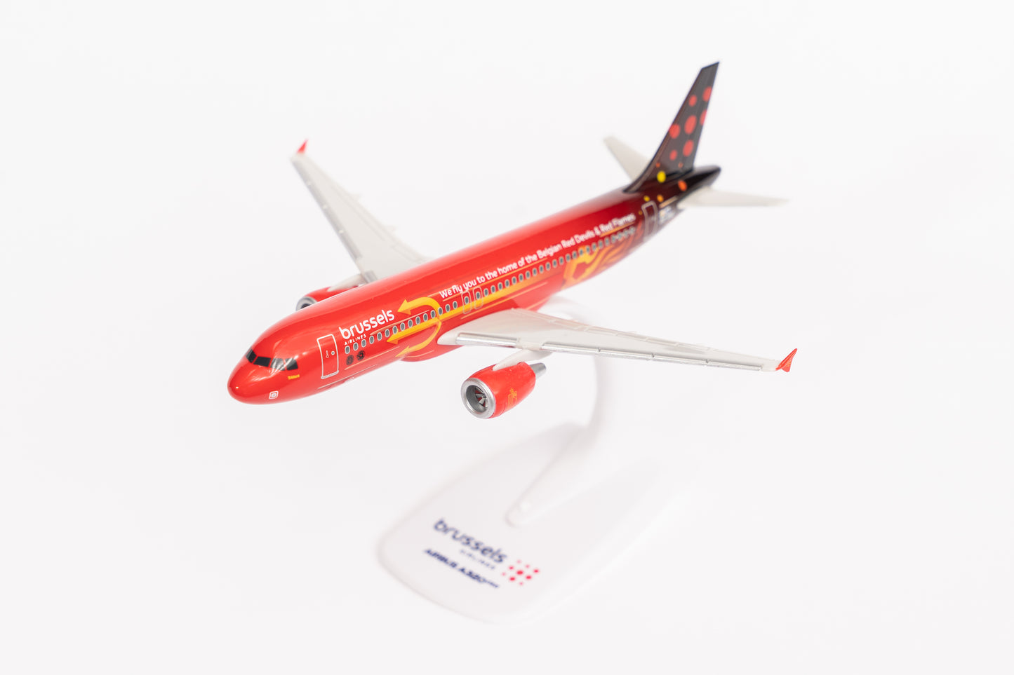 Brussels Airlines A320-200 OO-SNO “Trident 2”, 1:200 (snapfit)