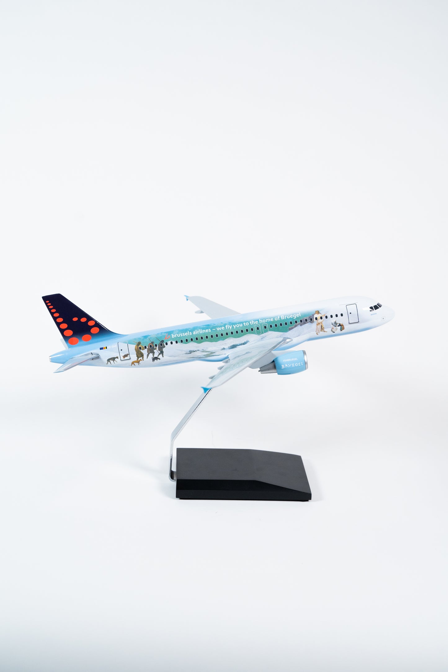 Brussels Airlines A320-200 OO-SNE “Bruegel”, 1:100 (snapfit)