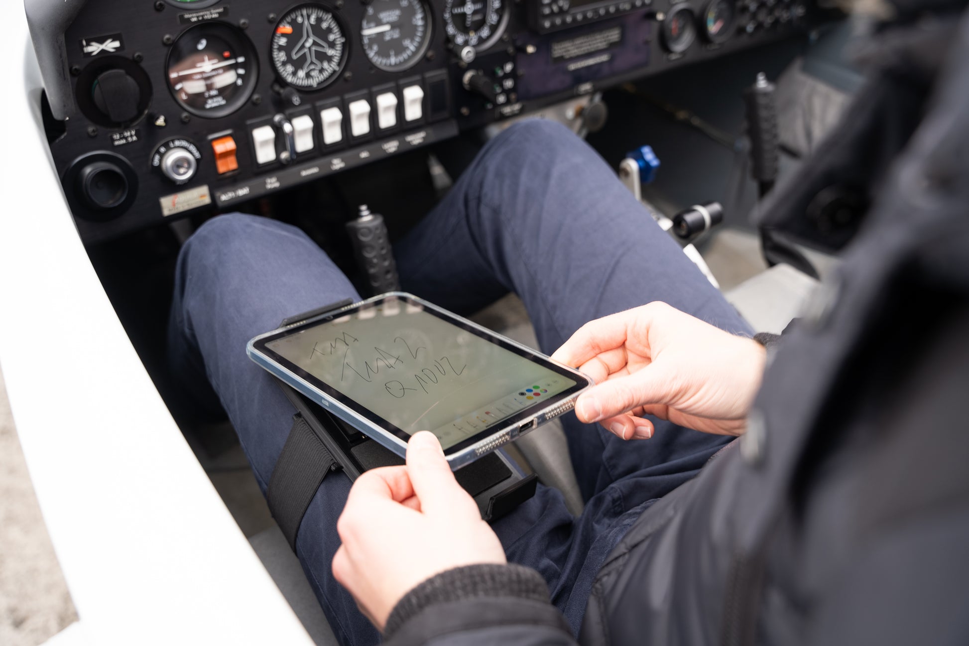 Cumoli Tablet Mini Universal Kneeboard