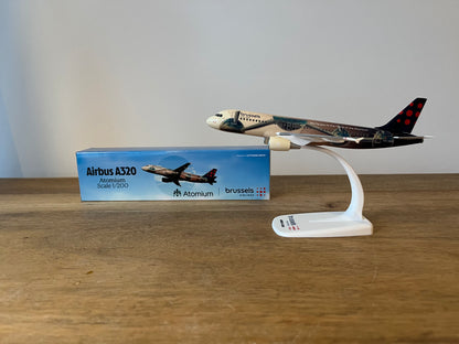 Brussels Airlines A320-200 OO-SNM “Atomium”, 1:200 (snapfit)