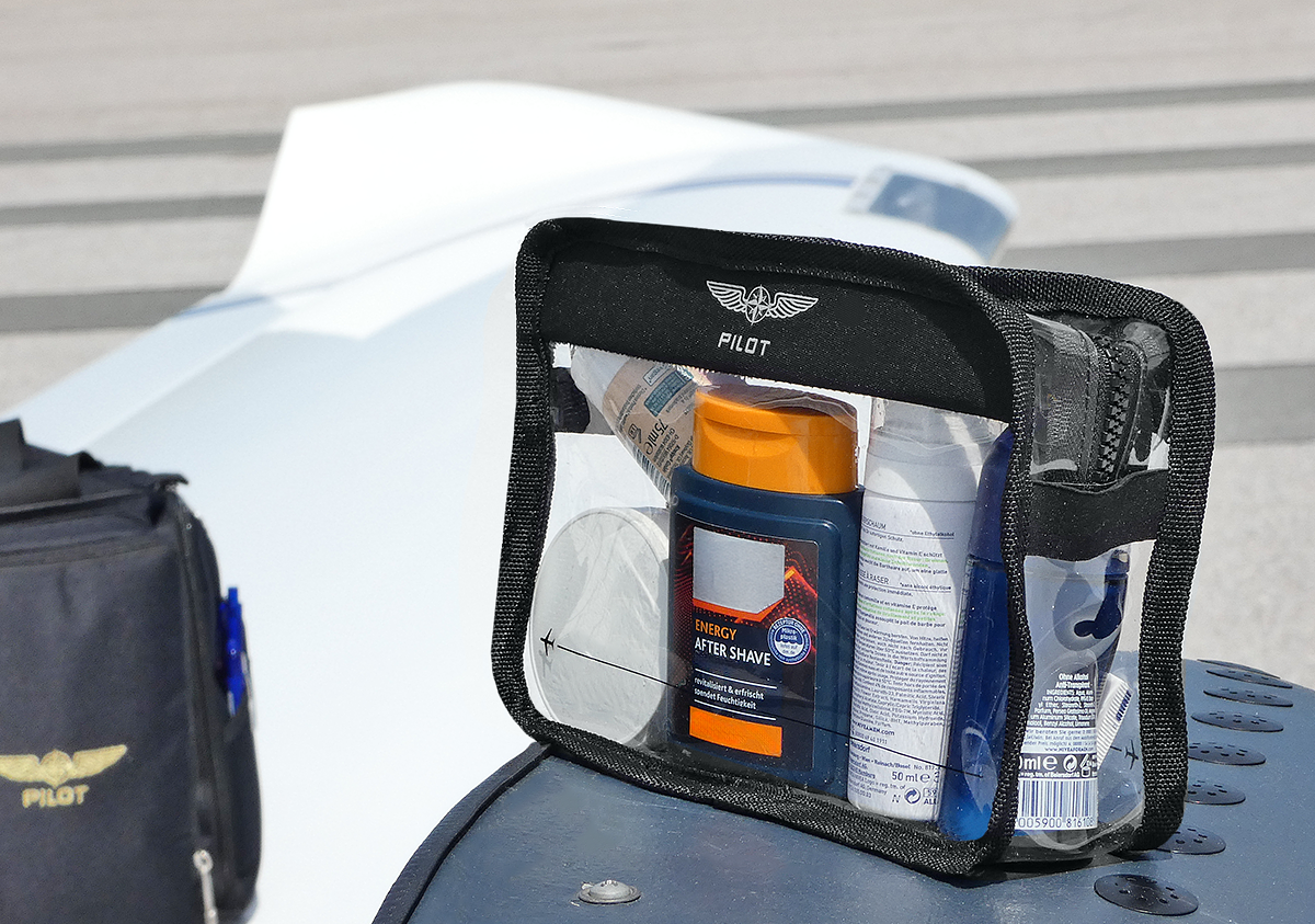 Design 4 Pilots Pilot Liquid Bag